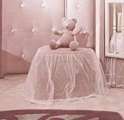 Розовый пуф Hearts с пышной драпировкой - dlf/277