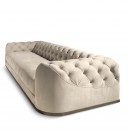 Трехместный диван с каретной стяжкой в обивке из нубука цвета сл