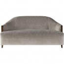 Округлый серый диван с передними деревянными стойками