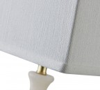 Светлая лампа с прямоугольным плафоном на мраморной ножке