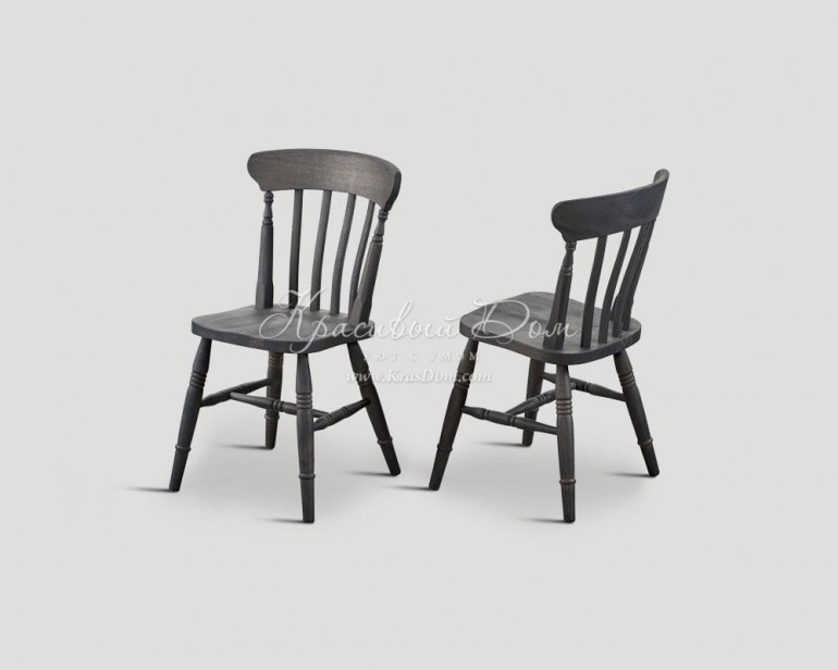 Темно-серый стул с вертикальными рейками на спинке