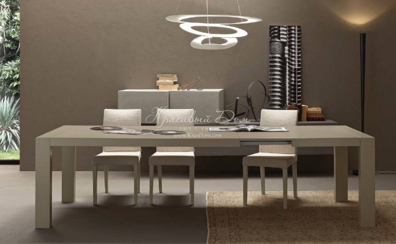 Светлая современная столовая с раздвижным обеденным столом