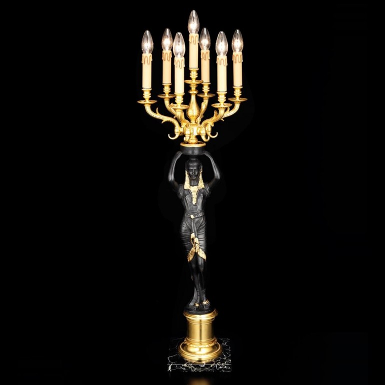 Черная лампа со статуэткой и позолоченным канделябром на 7 свече
