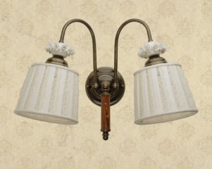 Двойное бра с белыми кружевными плафонами - jag/235