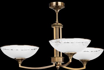 Латунная люстра с 3 круглыми плафонами из белого стекла с ажурным рисунком - kut/071