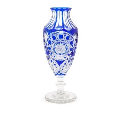 Изящная синяя ваза с кружевными рисунками - abh/564