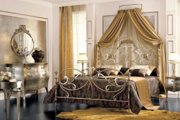 Стильная спальня с ажурной кованой кроватью под балдахином - vto/017