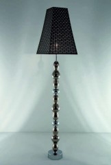 Черный торшер на фигурной стеклянной ножке - pzg/151