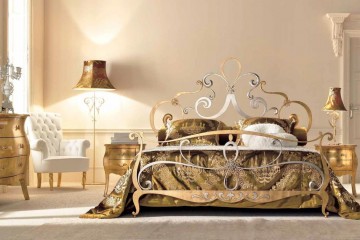 Спальня с позолоченной корпусной мебелью - vto/009