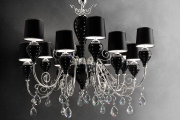 Люстра с 12 черными абажурами и светлыми хрустальными подвесками - msr/491