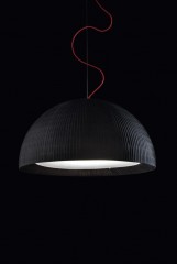 Люстра с плафоном в форме полусферы из плиссированного черного текстиля - msr/163