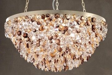 Люстра из разноцветных стеклянных подвесок на каркасе цвета белого золота - msr/472