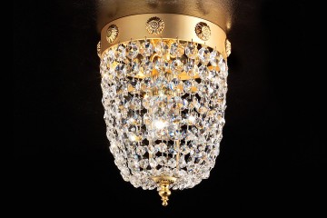 Маленькая люстра с хрустальной корзиной на позолоченном каркасе - msr/310