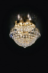 Позолоченная люстра с крупными ограненными шарами из хрусталя - msr/108