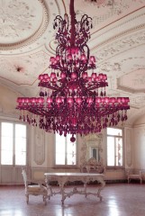 Трехъярусная люстра из стекла цвета фуксии - msr/010