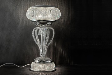 Декоративная настольная лампа из хромированного металла с хрустальным убранством - msr/543
