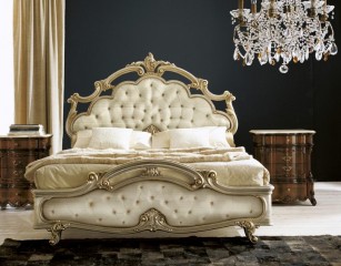 Кровать с мягким изголовьем и изножьем в светлой обивке с каретной стяжкой - gri/026