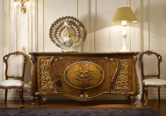 Буфет из массива с 4 распашными дверками, украшенный интарсией и резьбой - gri/044