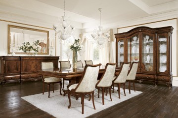 Классическая столовая из массива с трехсекционной витриной - gri/087