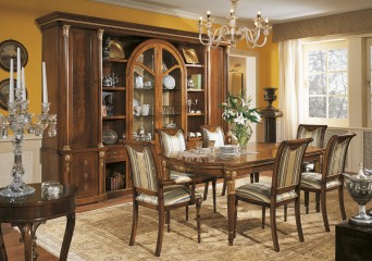 Столовая из массива  с серыми полосатыми стульями - gri/131