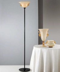 Торшер с чашеобразным плафоном на тонкой черной ножке - gab/028