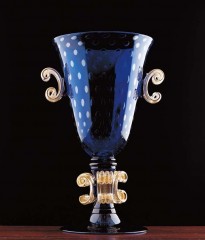 Синяя ваза из стекла с желтыми ручками - gab/103