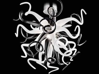 Дизайнерская люстра из черных и белых стеклянных спиралей - gls/518