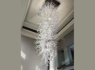 Длинная белая подвесная люстра из дутых стеклянных спиралей - gls/516