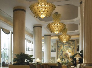 Люстра в форме ананаса из золотистого муранского стекла - gls/360