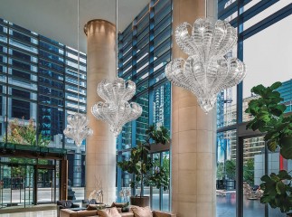 Подвесная люстра из фигурных стеклянных лепестков с орнаментом - gls/432