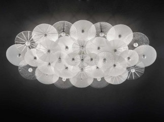 Большая горизонтальная люстра под потолок из прозрачных и матированных стеклянных дисков - gls/579