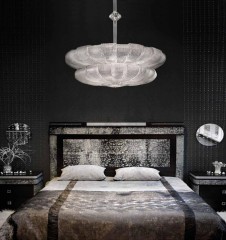 Стильная стеклянная люстра из 2 стеклянных эллипсоидов с рельефным орнаментом - gls/022