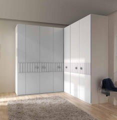 Белый угловой гардеробный шкаф с рельефным декором на фасаде - lnt/065