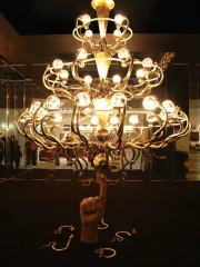 Большой трехъярусный позолоченный светильник с 28 плафонами-шарами из муранского стекла - mml/060