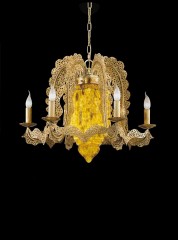 Люстра на 7  свечей с ажурными элементами и декором из ярко-желтого муранского стекла - mml/245