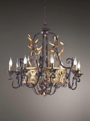 Черная кованая люстра на 8 свечей с позолоченными элементами - mml/181
