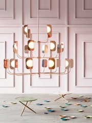 Большая трехъярусная люстра медного оттенка с 24 угловыми плафонами - mml/008