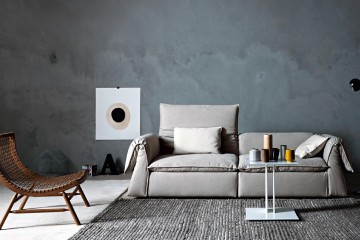 Серая гостиная с плетеным креслом - sab/144