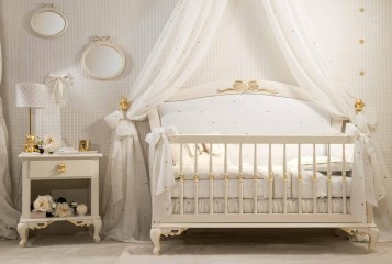 Белая колыбель под балдахином из органзы - pma/308