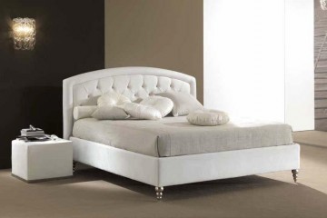 Кровать с полукруглым мягким изголовьем в белой бархатной обивке - pma/151