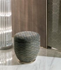 Объемный круглый пуф на металлическом основании - lgh/057