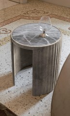 Круглый журнальный столик с полированной мраморной столешницей - lgh/226