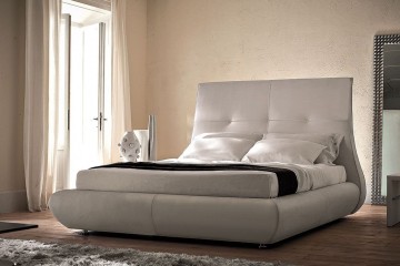 Кровать в кожаной обивке с фигурным мягким изголовьем - ctn/465