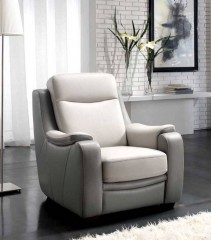 Стильное современное кресло в серой и белой кожаной обивке - sat/31