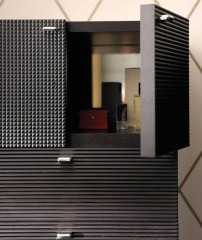 Прикроватная тумба из массива орехового оттенка с 4 ящиками - acp/722