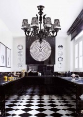 Черная стеклянная люстра с декорированными абажурами - lmo/028