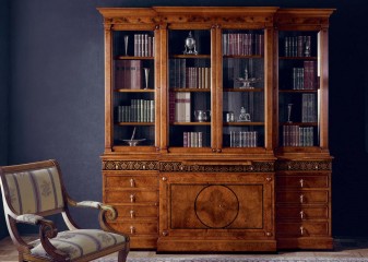 Книжный шкаф с витриной, декорированный интарсией и орнаментом - pvz/030