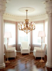 Позолоченная люстра со стеклянной корзиной и 18 бежевыми свечами - pos/307