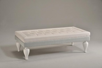 Бежевая банкетка с каретной стяжкой на фигурных ножках - vsd/190