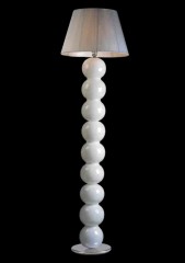 Торшер на белой стеклянной ножке из шаров - adm/097